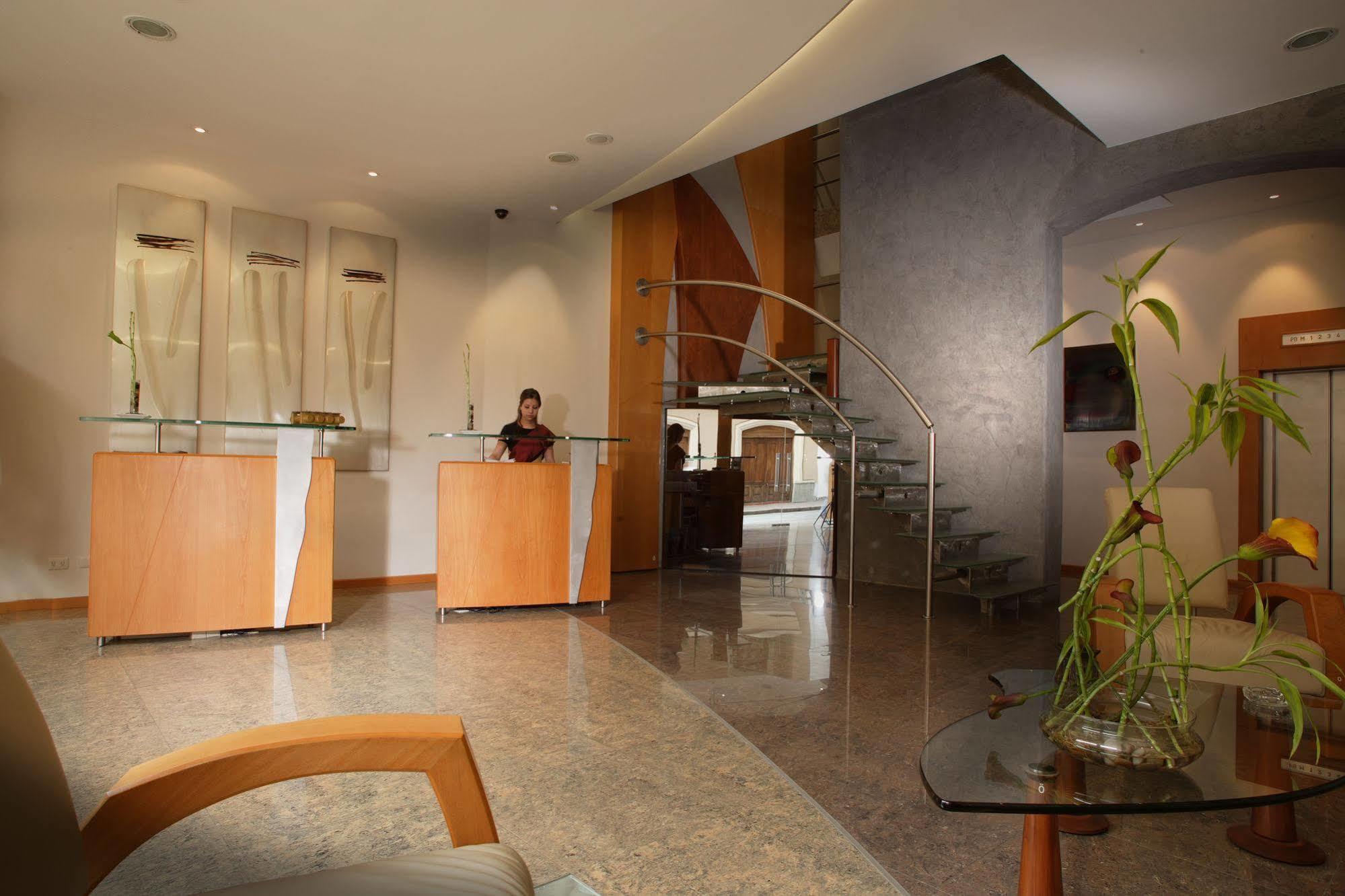 El Dorado Hotel Куэнка Интерьер фото